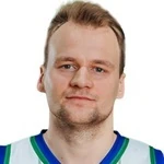 Норбертс Страутина